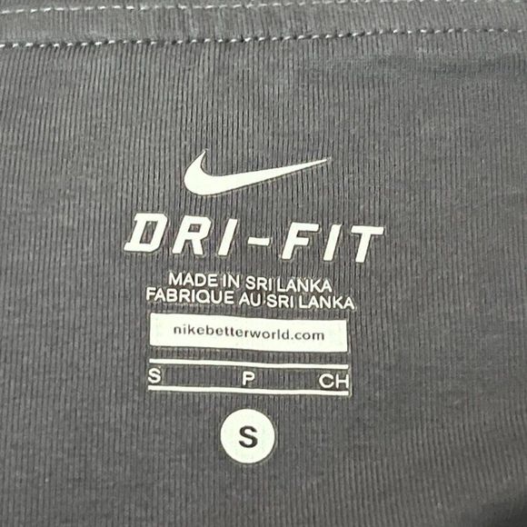 Nike Dri Fit Capri Yoga Workout Legging Pants - Picture 3 of 4